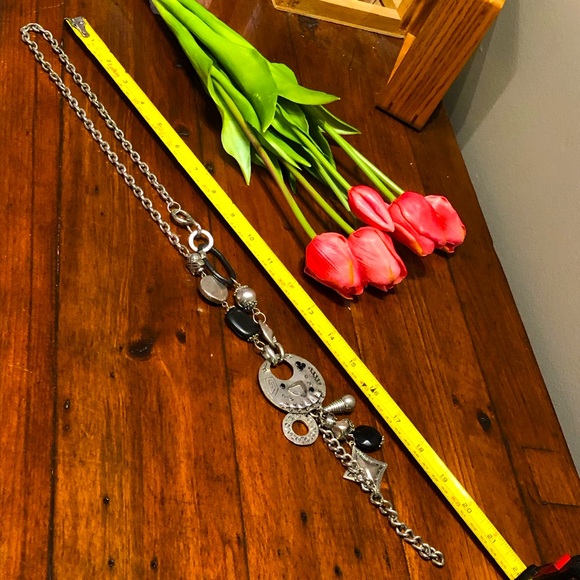 ☀️ Silver and Black Chunky Boho Necklace 21” Length - Picture 7 of 8